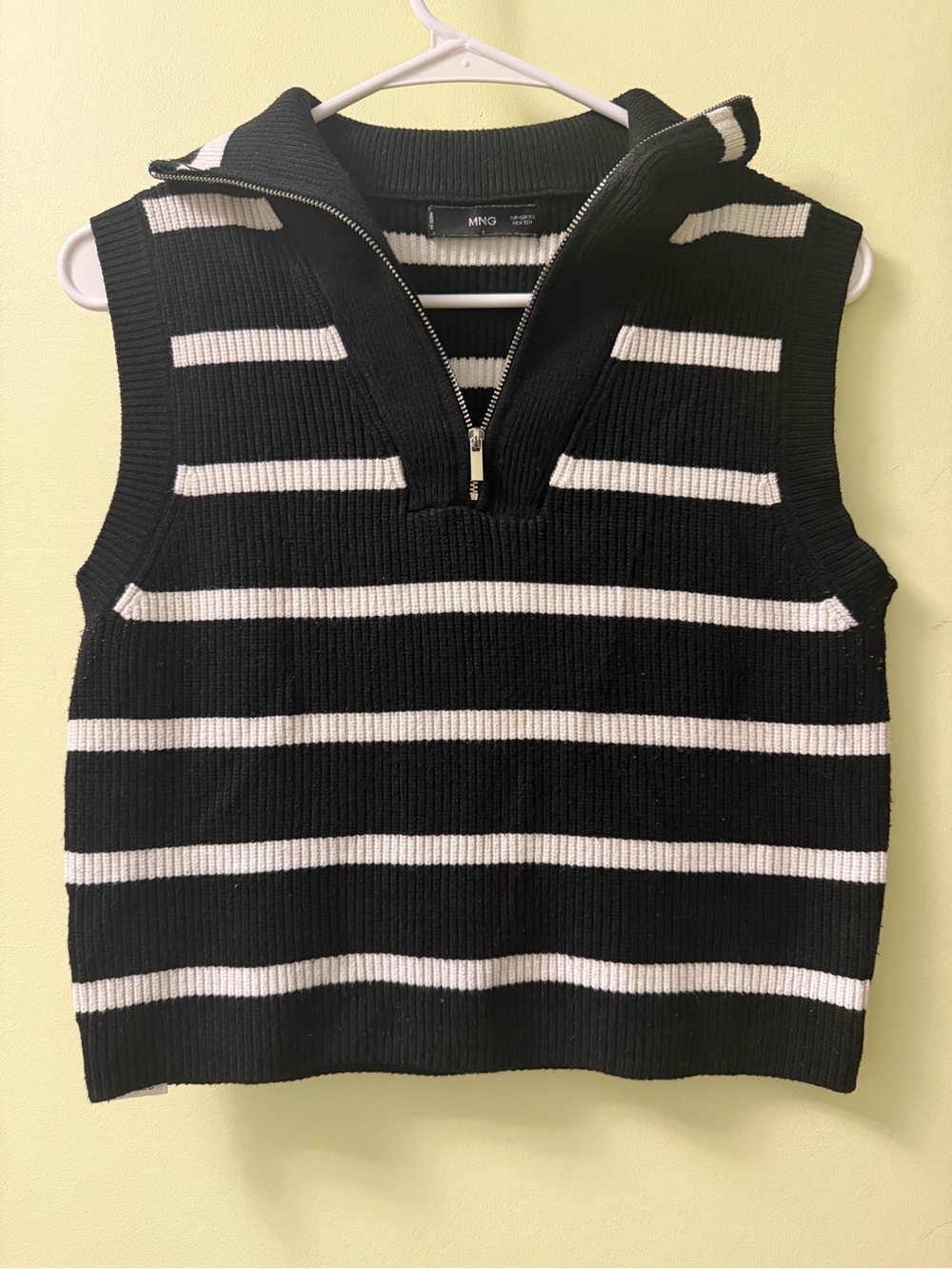 Mango Black and White Striped Ribbed Zip-Neck Sleeveless Sweater Vest